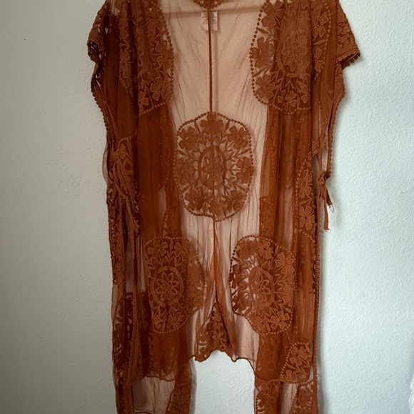 Shyanne Rust Lace Kimono - Picture 4 of 4